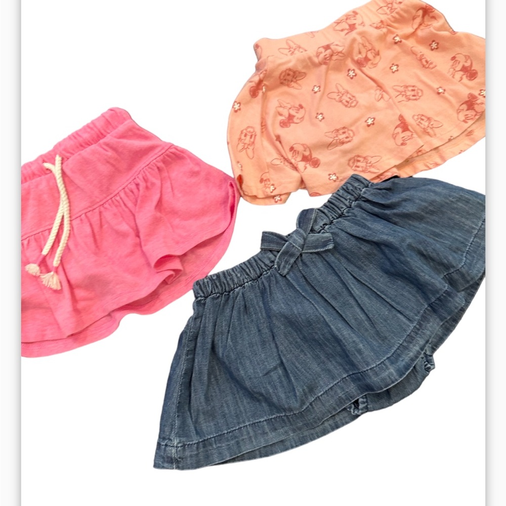 Skorts baby girls. Bundle of 3